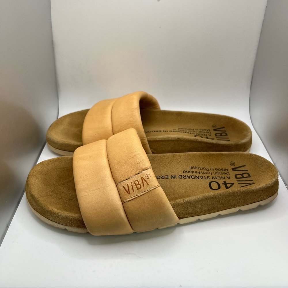 VIBA Tan Padded Slide Sandals - Women's - Picture 2 of 12